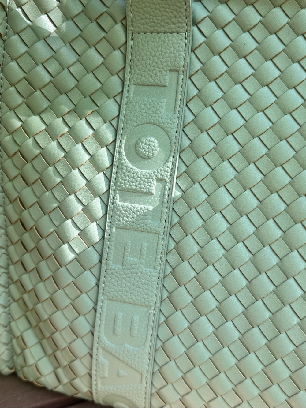 Ello Mint Woven Vegan Leather Tote Set | Wallet + Strap + Heart Charm | NWT - Picture 12 of 12